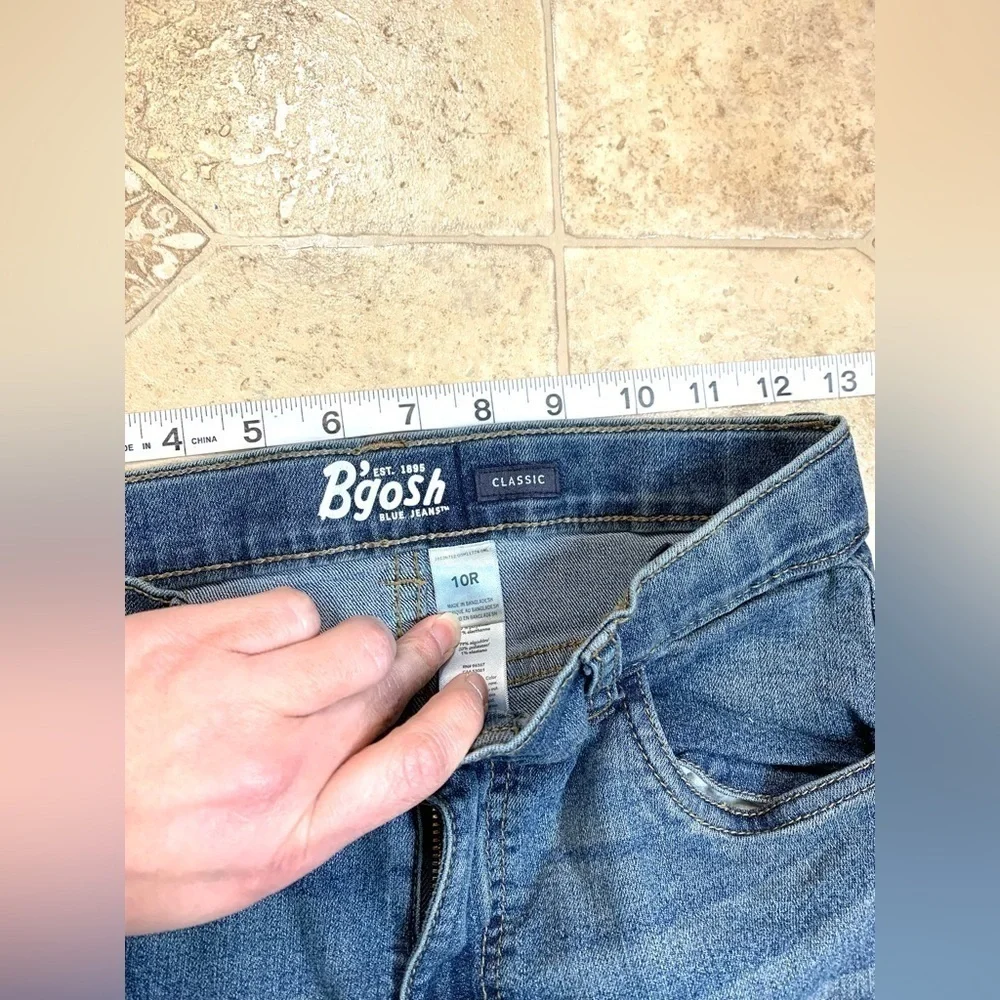 Boys 10R Osh Kosh B’Gosh Distressed Straight Leg Blue Jeans Like New